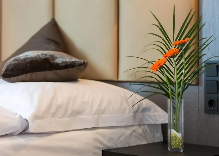 Hotel Cult Frankfurt 4*